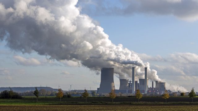 Rinnovabili • prezzi-mercato-carbonio-ue