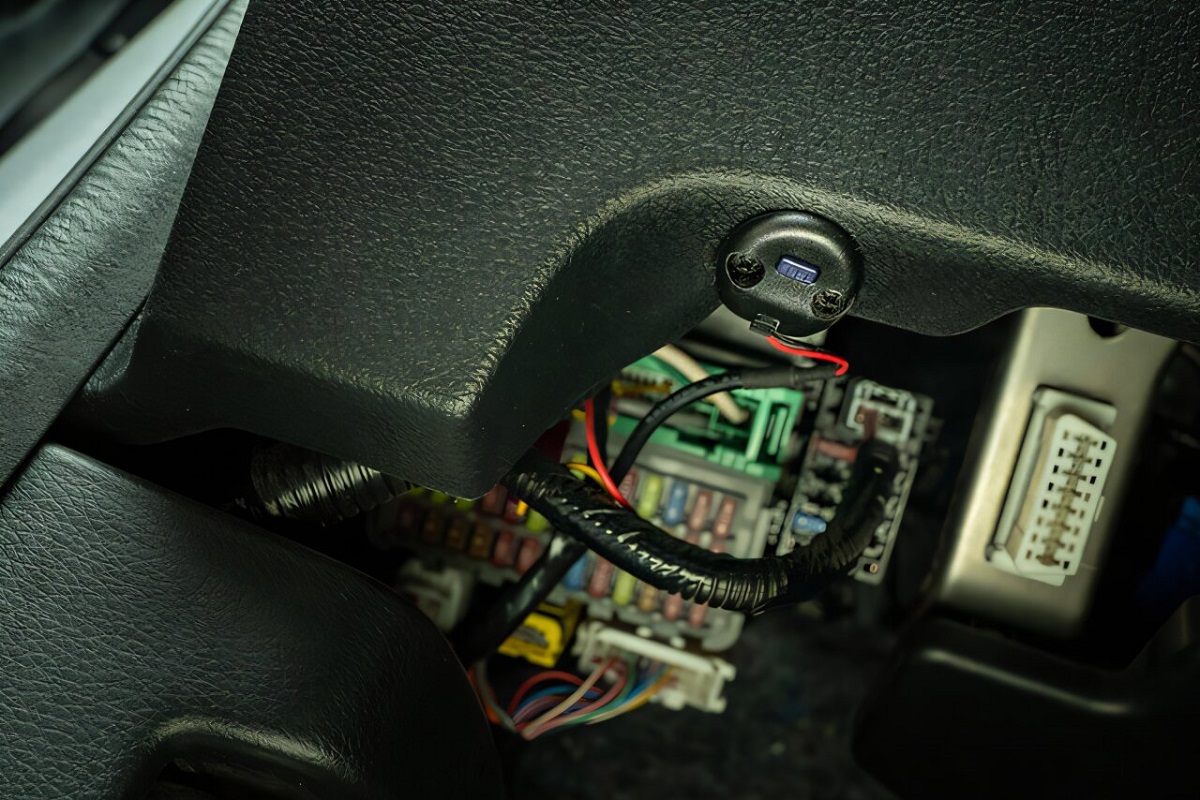 Antifurto hackerabile con lo smartphone: auto connesse sempre più vulnerabili