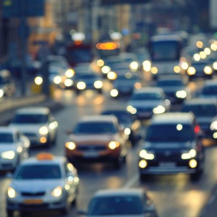 Rinnovabili • Finisce l'era del bollo gratis in Cina, il Paese ha raggiunto gli obiettivi della mobilità sostenibile