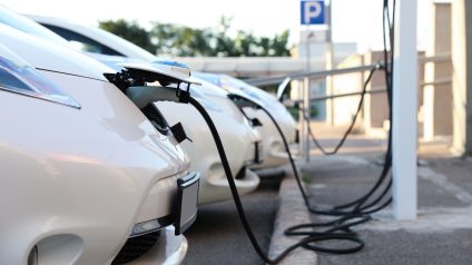 Rinnovabili • Auto elettriche saranno il 29% delle vendite globali nel 2026. Europa fa da traino