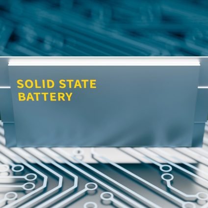 Rinnovabili • Batterie a stato solido: la Cina introduce la regola del 5% per frenare gli annunci del marketing