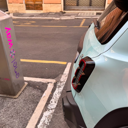 Rinnovabili • Colonnine di ricarica: l'infrastruttura UE va più veloce delle auto elettriche