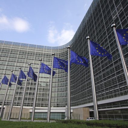 Rinnovabili • Ricarica intelligente, auto elettriche, colonnine: l'Ue vuole accelerare. La bozza dell'Electrification Plan