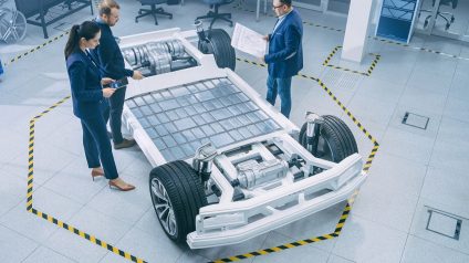 Rinnovabili • Batteria elettrica raddoppia l'autonomia: la scoperta che potrebbe cambiare il mercato auto