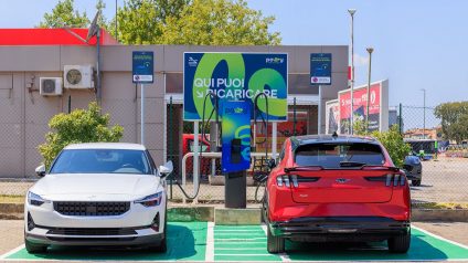 Rinnovabili • Addio ai furbetti della colonnina di ricarica: sensori rilevano se l'auto è parcheggiata