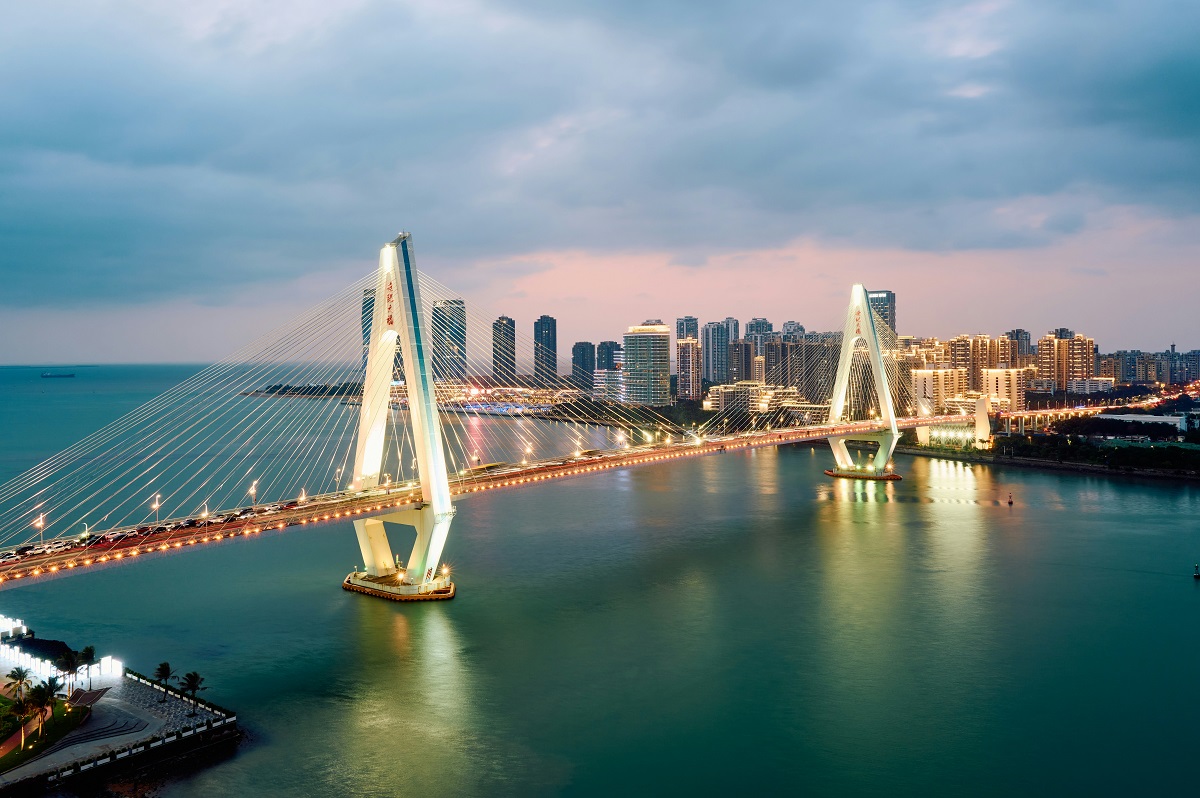 Cina, stop auto endotermiche entro 2030. Il caso dell’isola di Hainan