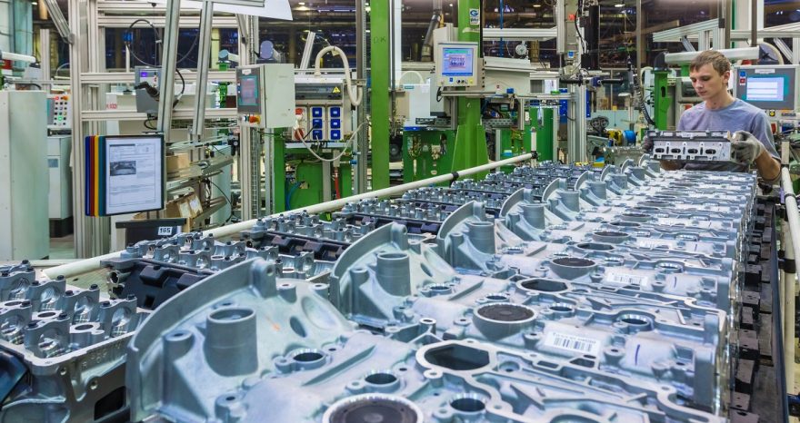 Rinnovabili • Auto elettriche: oltre 700mila posti a rischio in Europa entro il 2040. Visione pessimistica o verosimile?
