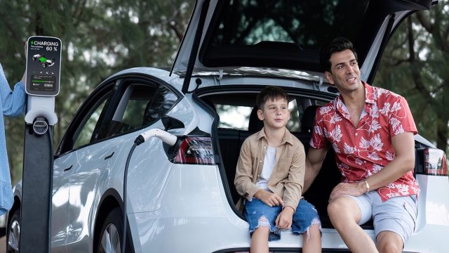 Rinnovabili • Modalità campeggio delle elettriche: a cosa serve? (pronto estate)