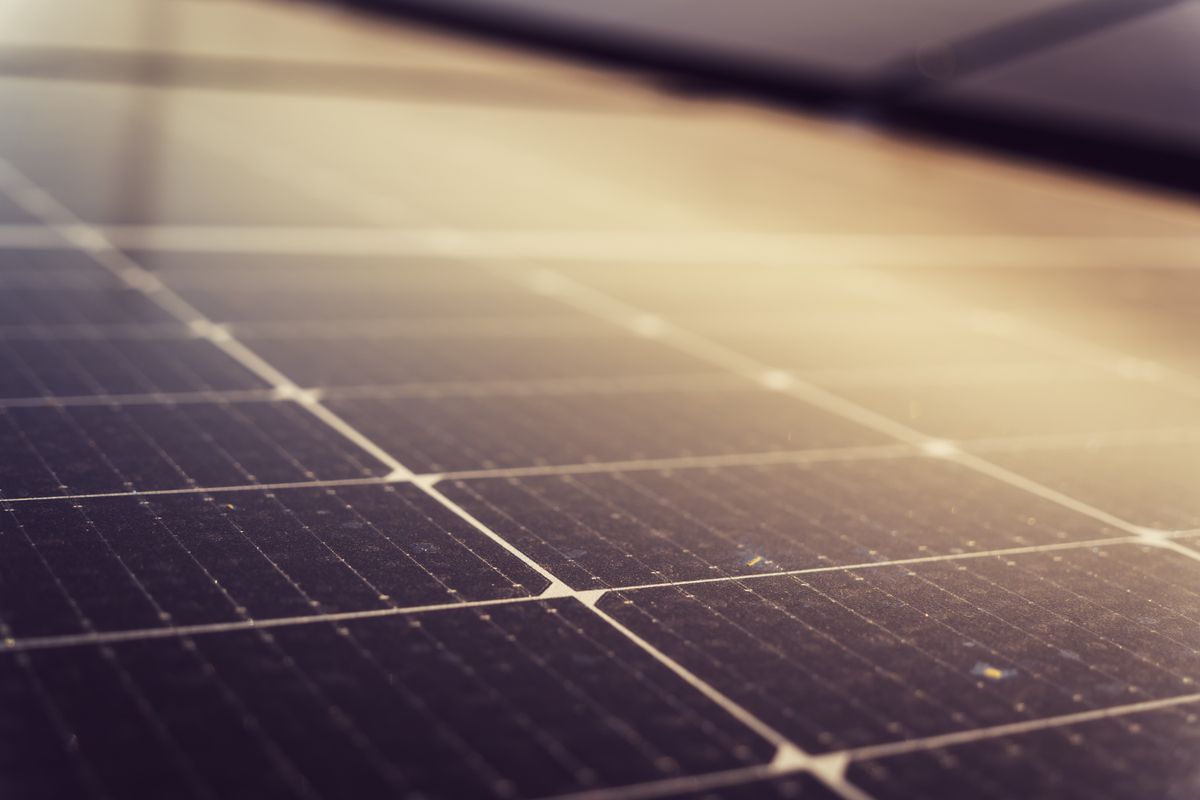 Perovskiti, verso il 30% d’efficienza con le celle solari a tripla giunzione stabili