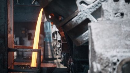Rinnovabili • Feralpi Group, il 2025 si chiude con volumi di produzione, ricavi e margini in crescita