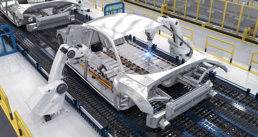 Rinnovabili • Batterie per auto elettriche: 1,5 miliardi di euro a tasso zero per la produzione industriale europea