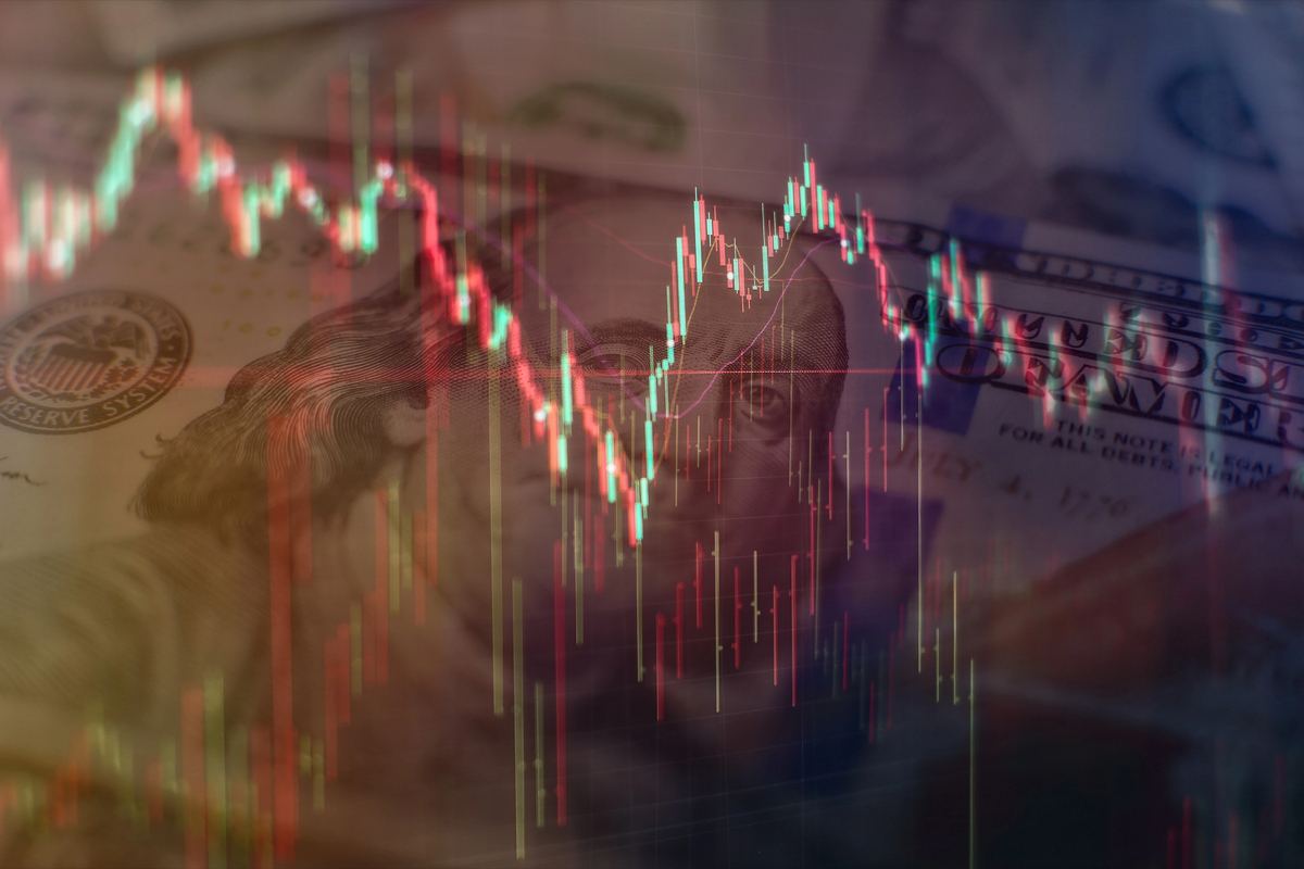 Sei mesi di conflitto in Iran: mercati energetici, scorte di petrolio e corsa alle rinnovabili