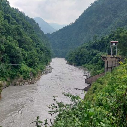 Rinnovabili • inondazione-nepal-clima-idroelettrico-india