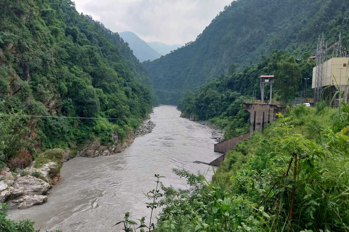 Rinnovabili • inondazione-nepal-clima-idroelettrico-india