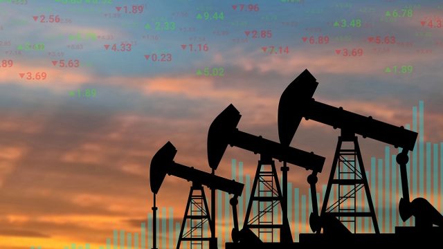 Rinnovabili • Extraprofitti delle petrol company: la proposta di una tassazione permanente