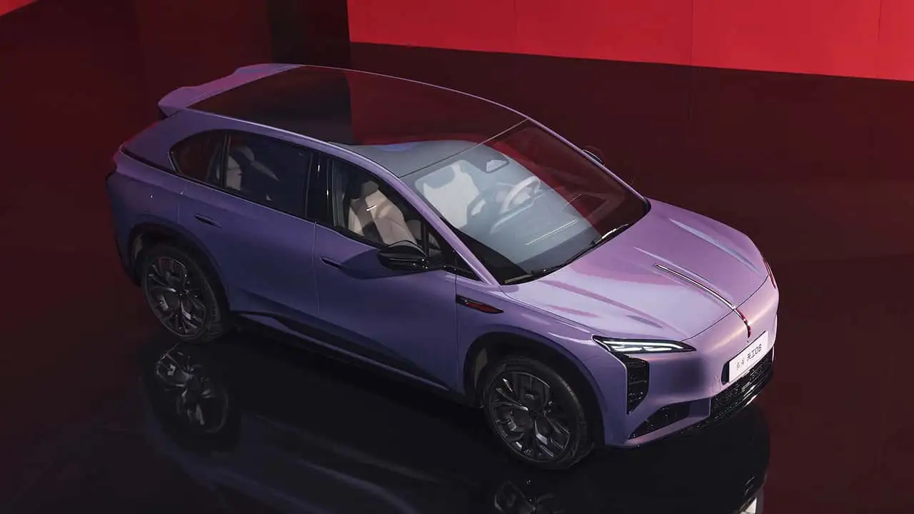 Tettino solare in perovskite: il prototipo cinese da 80 km di autonomia