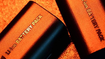 Rinnovabili • cina-batterie-agli-ioni-di-litio