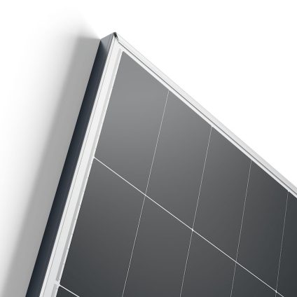 Rinnovabili • Nuovo record per il fotovoltaico HIBC di LONGi: efficienza al 28,29% a livello di cella