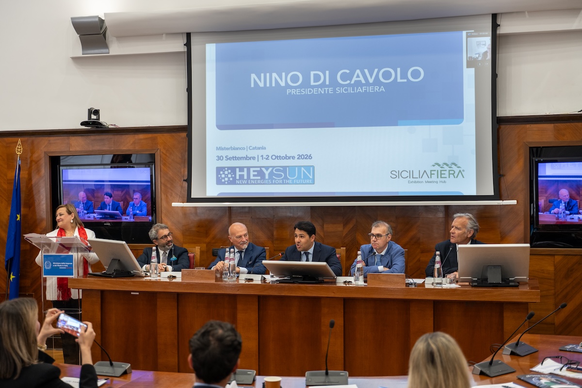 Rinnovabili • HEYSUN – Expo della Transizione Energetica entra nel vivo con il programma della terza edizione, in calendario dal 30 settembre al 2 ottobre presso SiciliaFiera di Misterbianco.