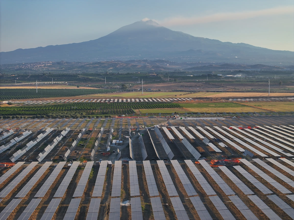 Nadara e Amazon inaugurano il più grande impianto agrivoltaico d’Italia: un progetto da 227 MW in Sicilia