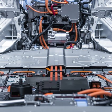 Rinnovabili • Cina produce troppe auto a ritmi elevati: c'è rischio per la qualità della batterie?