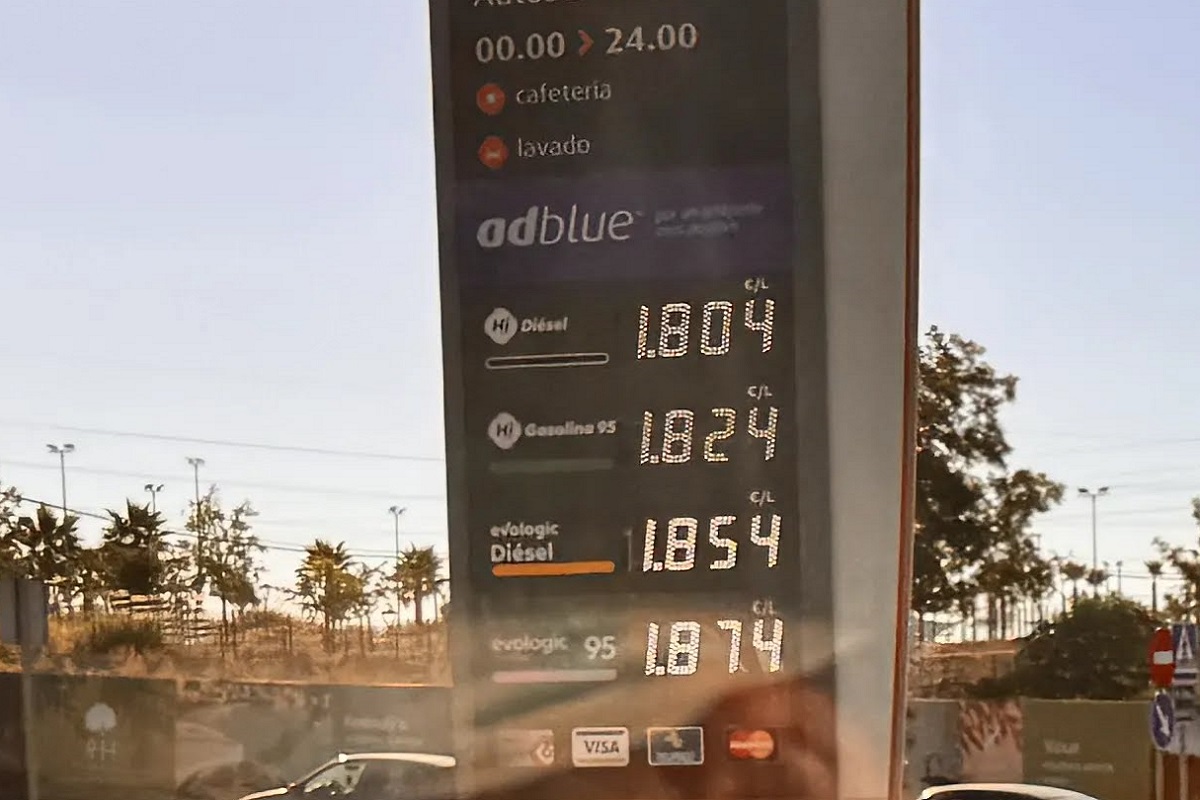 Benzina e diesel, il pieno meglio farlo in Spagna. Ecco quanto costa meno che in Italia