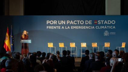 Rinnovabili • Il buon esempio della Spagna: via a un nuovo programma contro la disinformazione climatica