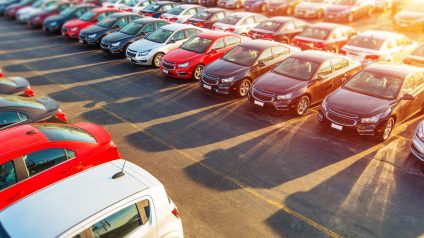 Rinnovabili • Auto elettriche sono al 21,7% in Europa. La transizione corre veloce e non si fermerà
