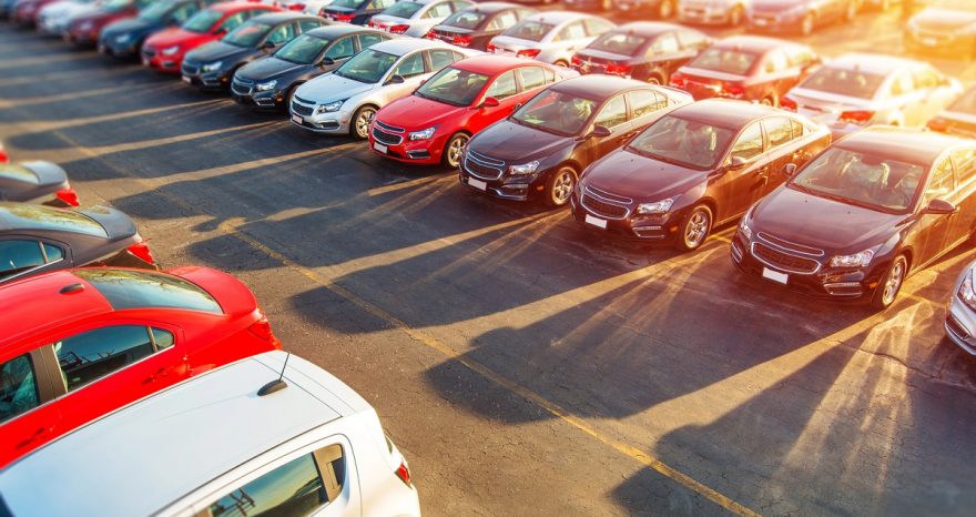Rinnovabili • Auto elettriche sono al 21,7% in Europa. La transizione corre veloce e non si fermerà