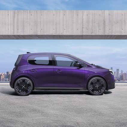 Rinnovabili • Nissan Pixo, la city car con riconoscimento facciale