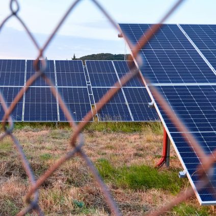 Rinnovabili • NZIA: come i criteri di resilienza trasformeranno il fotovoltaico europeo