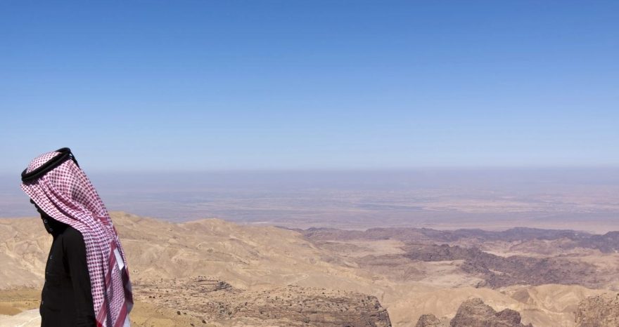 Rinnovabili • navi-hormuz-houthi-arabia-saudita