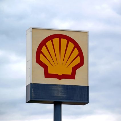 Rinnovabili • profitti-big-oil-guerra-medio-oriente