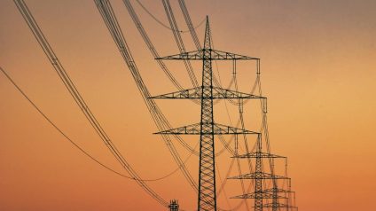 Rinnovabili • Integrazione della rete elettrica: fino a 7 mld di risparmi negli USA
