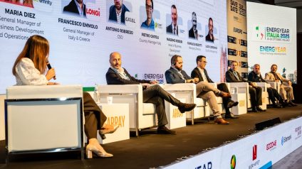 Rinnovabili • Dalla crescita delle rinnovabili alla sostenibilità degli investimenti: l'Italia affronta una fase decisiva della transizione energetica