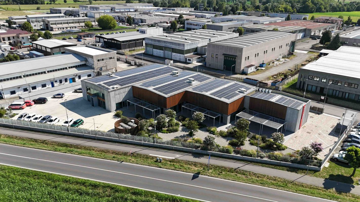 Rinnovabili • Energia, Enercom: “In un momento storico così instabile, ai clienti servono trasparenza e strumenti per scegliere consapevolmente”