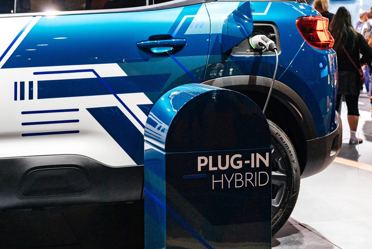 Rinnovabili • Auto ibride plug-in: inquinamento 6 volte più alto di quello dichiarato (bozza)