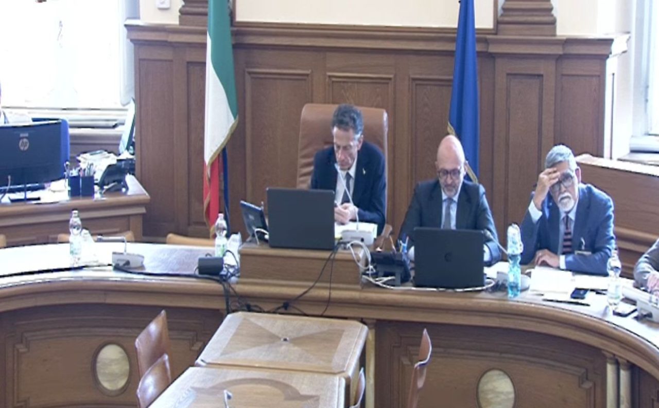 Rinnovabili • Nel question time alla Camera il sottosegretario al MASE Barbaro fa il punto sulle risorse per le CER e sulle nuove semplificazioni.