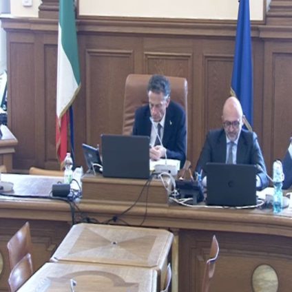 Rinnovabili • Nel question time alla Camera il sottosegretario al MASE Barbaro fa il punto sulle risorse per le CER e sulle nuove semplificazioni.