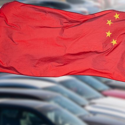 Rinnovabili • Europa convince la Cina a dimezzare l'export di ibride