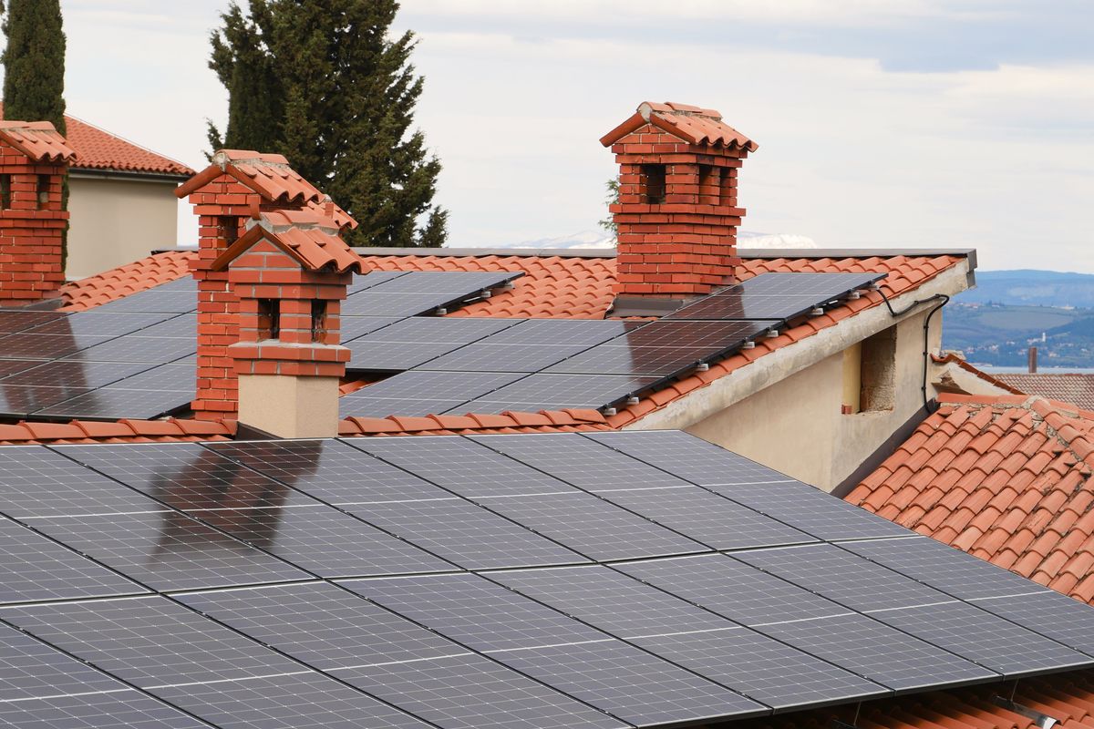 Rinnovabili • Fotovoltaico, i tetti italiani potrebbero ospitare fino a 193 GW