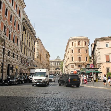 Rinnovabili • Roma troppo inquinata: il sindaco Gualtieri applica limitazioni alla ZTL fascia verde